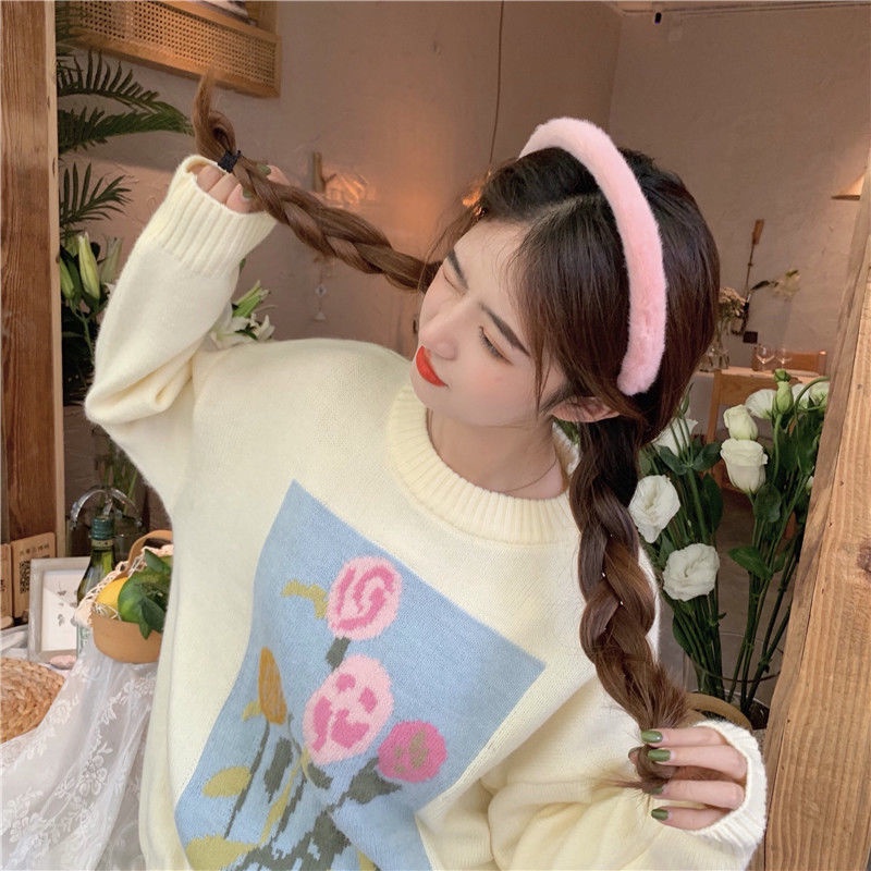 Áo len cổ tròn họa tiết hoa nhỏ ngọt ngào phong cách Nhật Bản