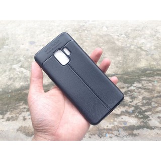 Ốp lưng dẻo vân da Auto Focus cho Galaxy S9