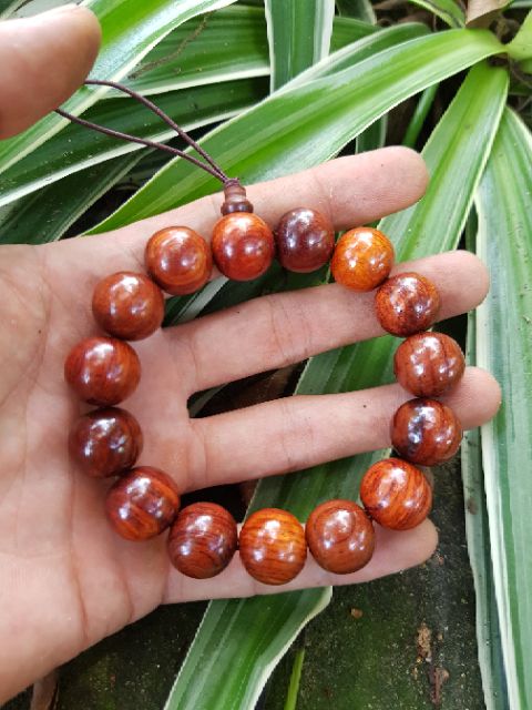 Vòng tay nam gỗ đàn hương hạt tròn 14 ly loại đẹp