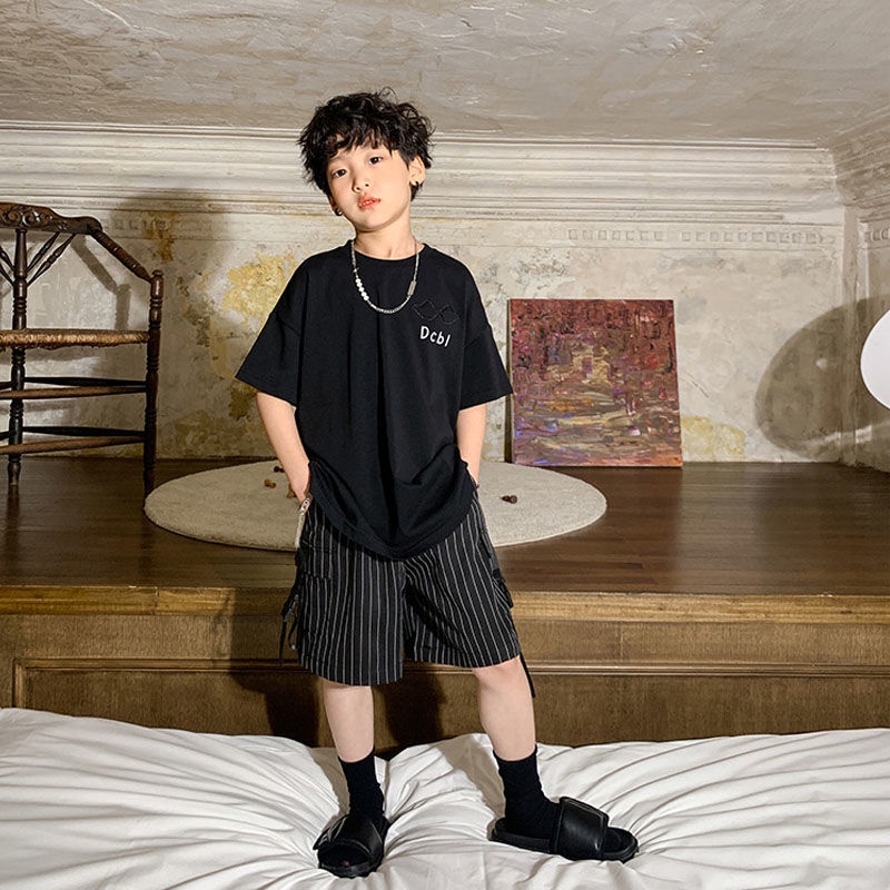 Áo Thun Tay Ngắn Màu Đen Chất Liệu Cotton Mỏng Thời Trang Mùa Hè Dành Cho Bé Trai 2022