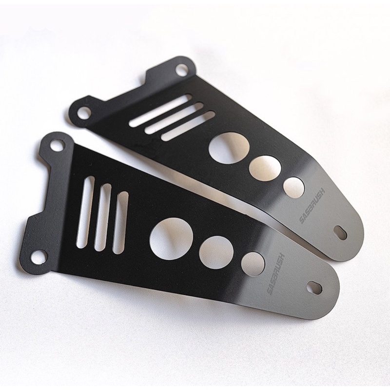Bảo vệ gác chân sau XSR155 CNC siêu đẹp