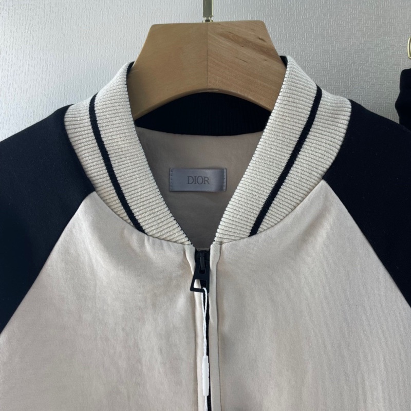Bộ thể thao nữ gồm áo khoác bomber và quần shorst ngắn thương hiệu Dior CD cao cấp