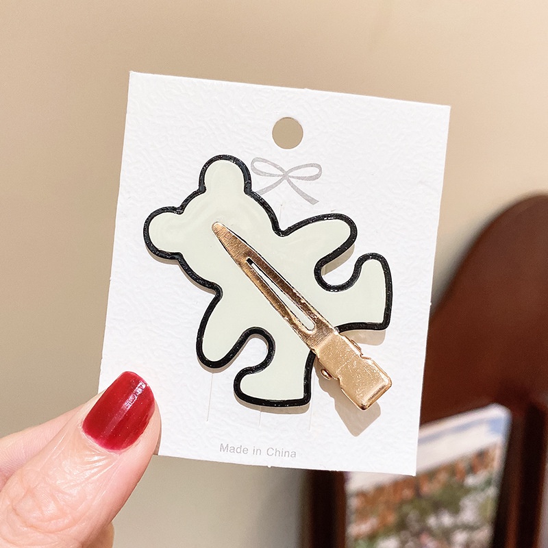 Kẹp tóc caro đen trắng