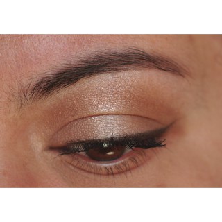 (WET N WILD) Phấn mắt 3 ô Walking on eggshell
