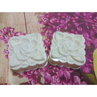 BỘ 2 KHUÔN RAU CÂU TRUNG THU VUÔNG 8 CM HÌNH HOA HỒNG