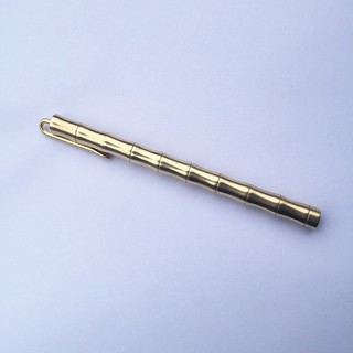 Bút đồng cây tre có móc cài áo tiện lợi