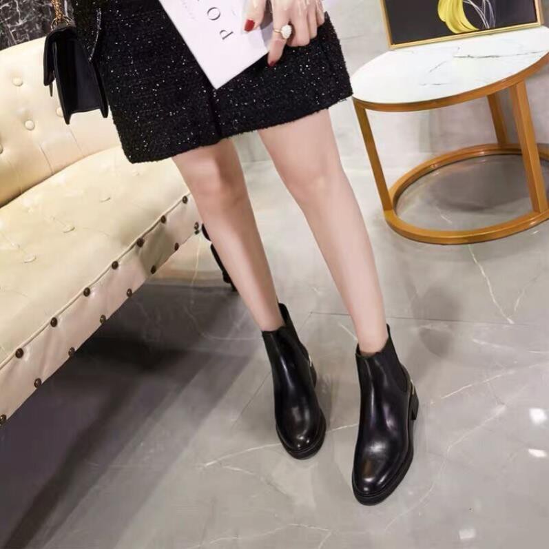 /-heart /-heart /-heart Boot Zara gót nạm kim màu đen ‣ :))