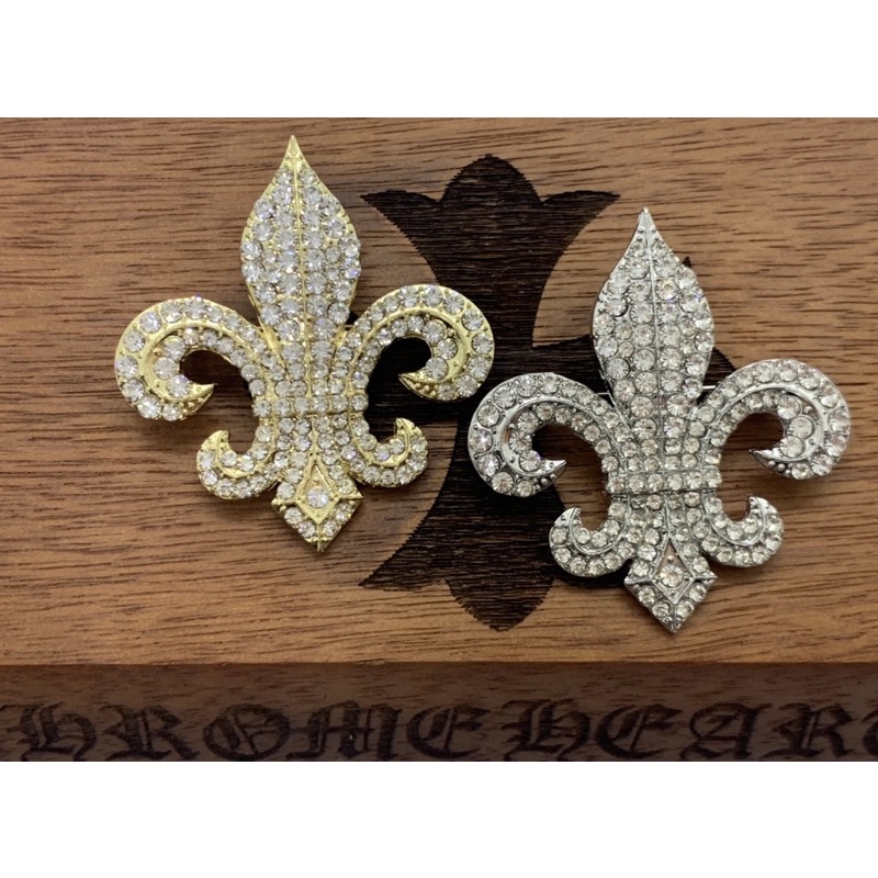 Pin, Măng Set Cài Áo, Balo Chrome Heart Mạ Vàng Và Bạc Cao Cấp Fullbox.