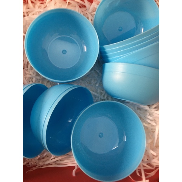 Bát nhựa dẻo trộn mặt nạ