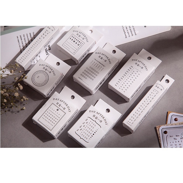 Con dấu gỗ hình vầng trăng, ngày tháng