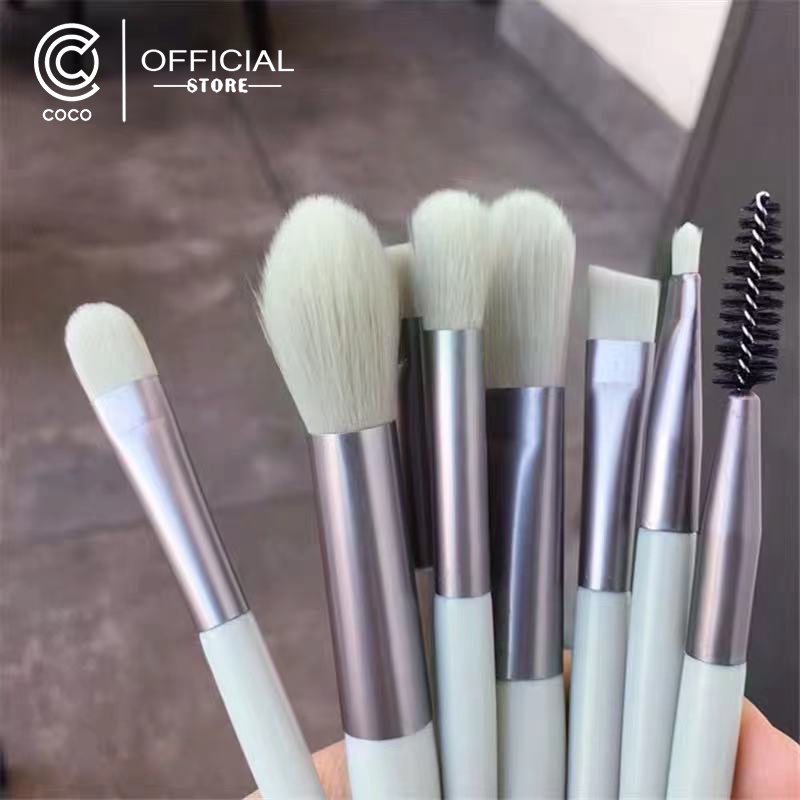 Bộ Cọ Trang Điểm 8 Cây Vintage Siêu Cute Trong Túi Zip