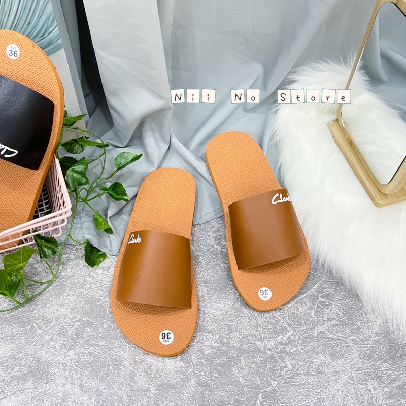 Dép xốp ngang quai da chống trượt