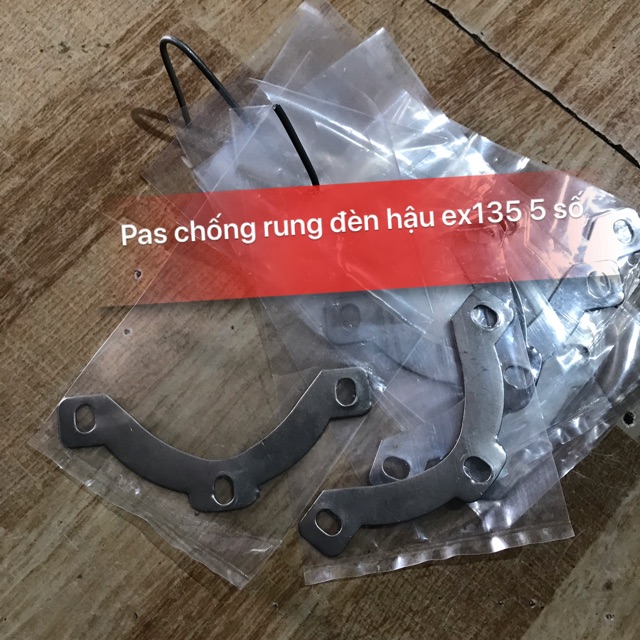 Pas chống dung đèn hậu ex135 đời 2011-2014