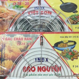 Vỉ gác chảo đồ chiên rán inox Bảo nguyên  giúp bạn đặt thức ăn lên cho món ăn luôn thơm ngon, nóng giò