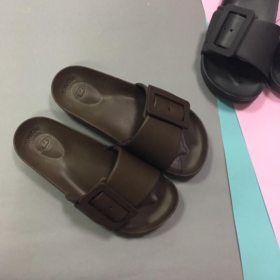 Dép Moniga 8.2 đúc 1 quai khuy vuông - Made in ThaiLand