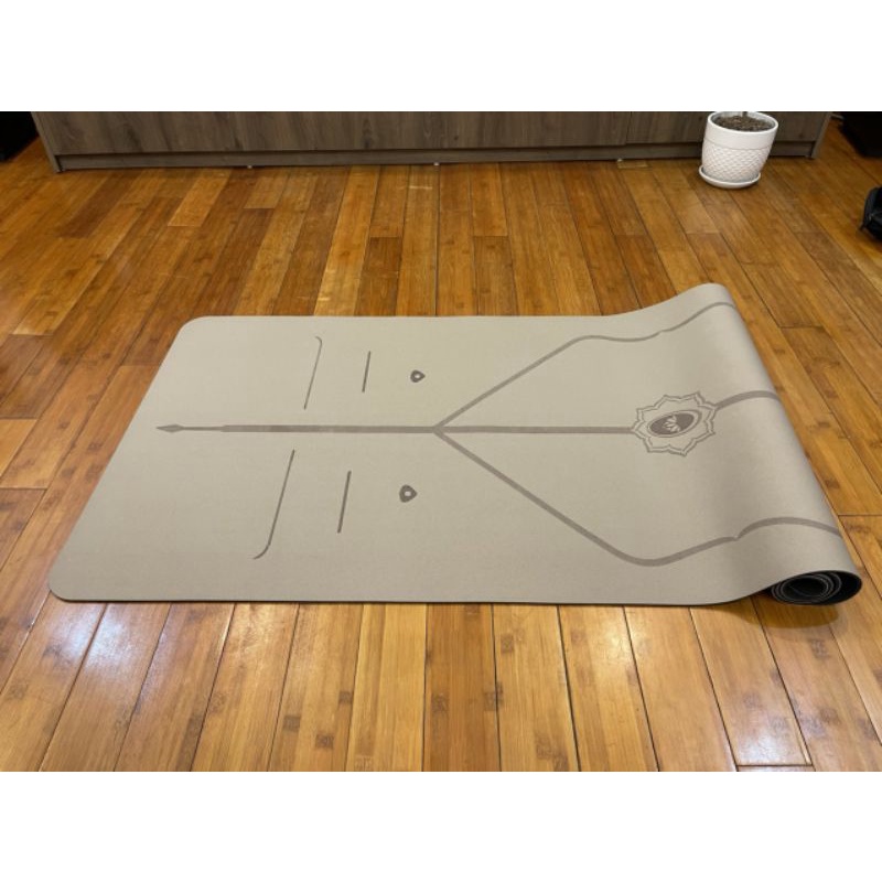 Thảm tập yoga cao su xơ dừa, cao su nhám louis diamon