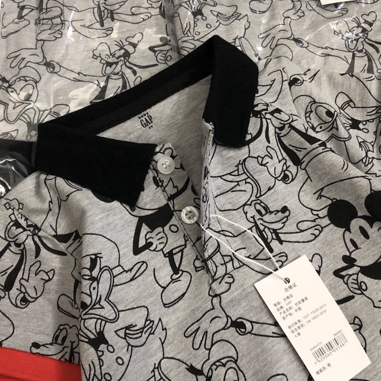 Áo cộc tay bé trai - Áo polo Gap hoạ tiết Mickey màu ghi cho bé trai size 2-6t