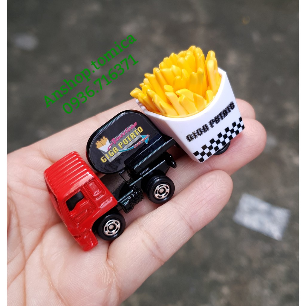 Mô hình xe chở khoai tây chiên tomica Nhật Bản No55