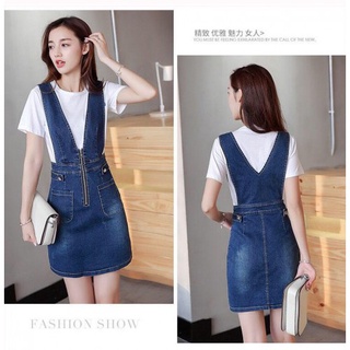 Váy yếm jean ngắn phối kéo
