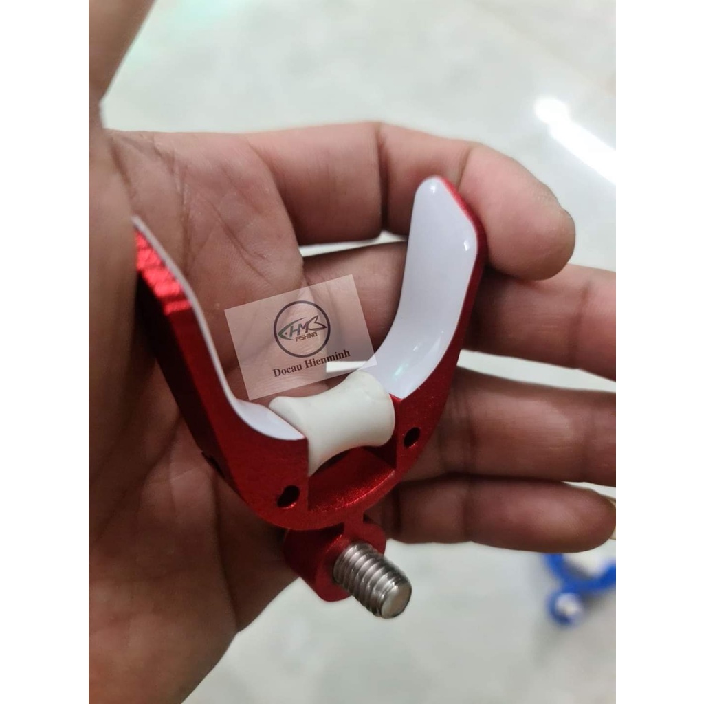 Đầu ngoe gác cần |  Đầu ngoe săn hàng có con lăn