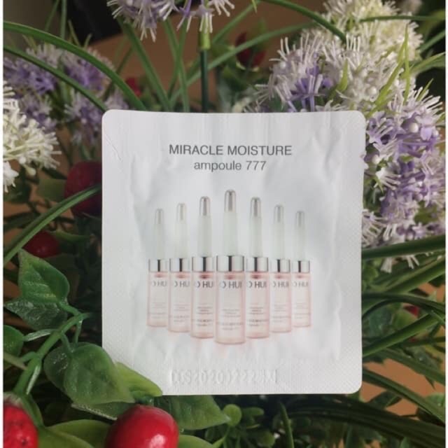 Ohui Miracle Moisture ampoule 777