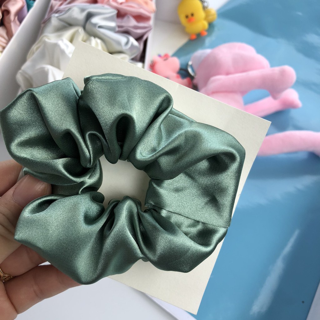 Cột tóc vải scrunchies buộc tóc vải trơn bóng loại đẹp hot trend