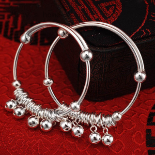 1 Mặt Dây Chuyền Bạc 925 Có Chuông Điều Chỉnh Được Dành Cho Bé