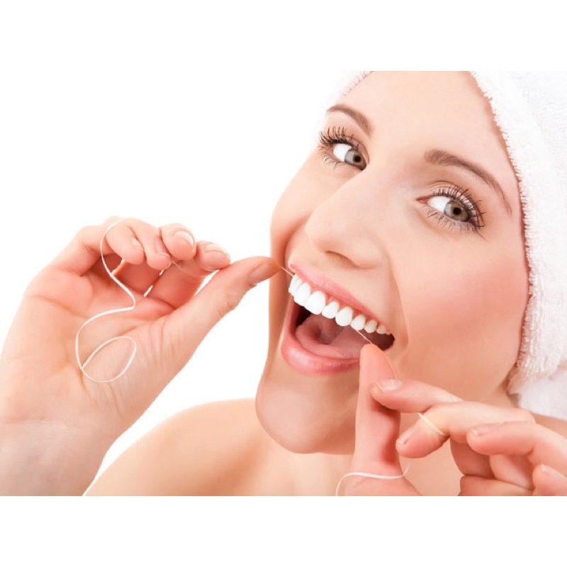 Tách lẻ hộp chỉ nha khoa Oral B