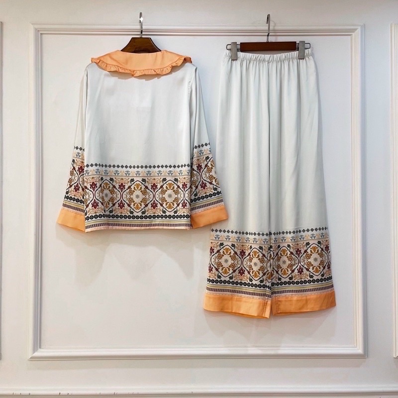 BỘ PIJAMA LỤA DÀI CAO CẤP VƠ SAC VÀNG ĐEN