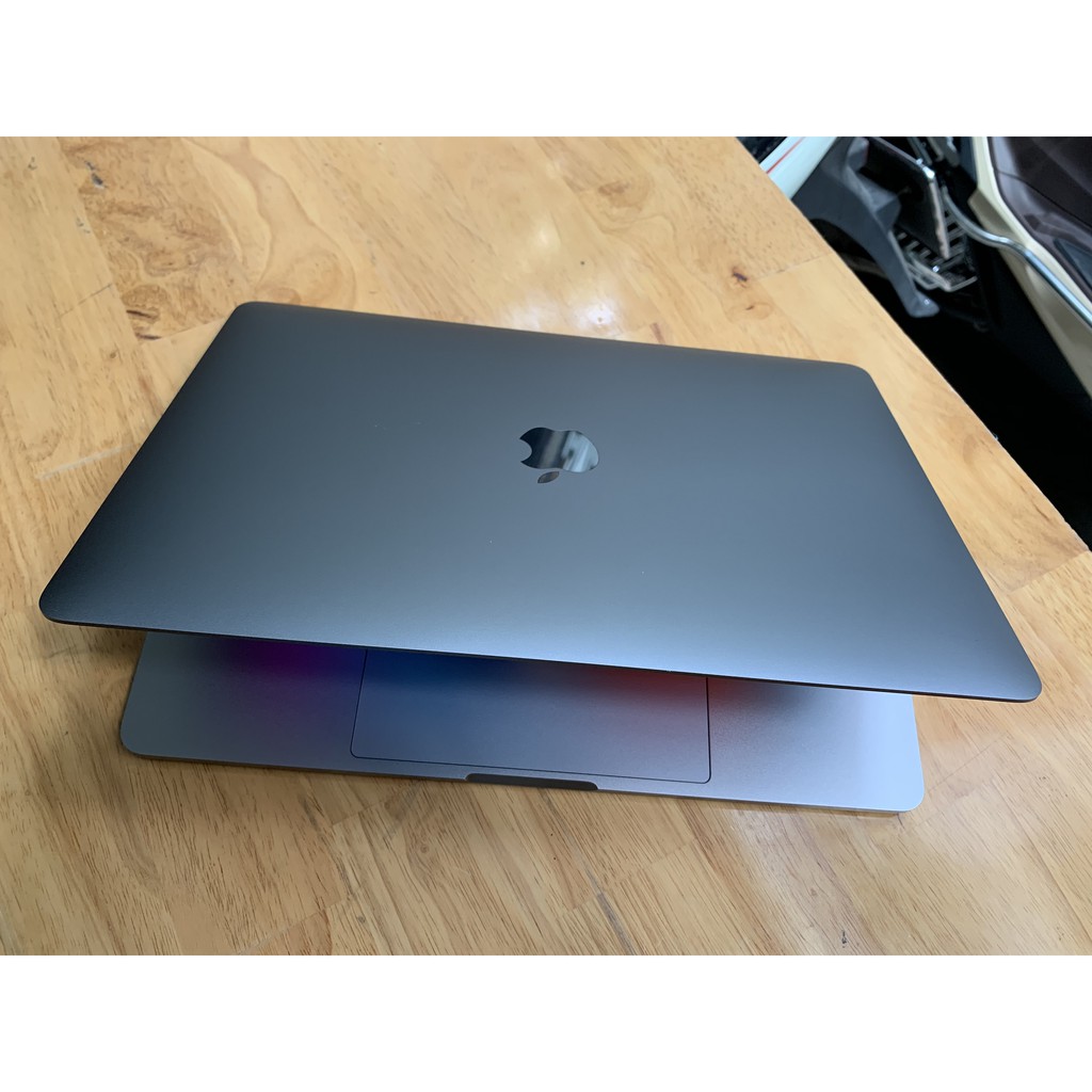Macbook Pro 2017, 13.3in, i7 – 2.5G, Ram 16G, 256G, giá rẻ (Zin 100%)'