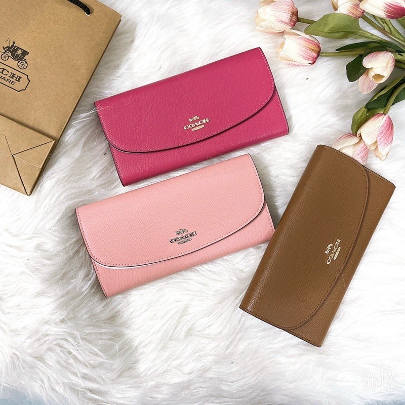 Ví Coach dài nhiều ngăn