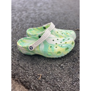 Dép Crocs Tie Dye Green Yellow Cực xịn