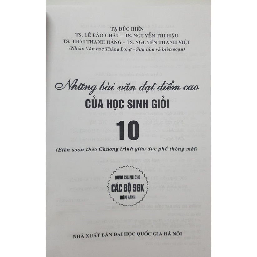 Sách - Những bài văn đạt điểm cao của học sinh giỏi 10