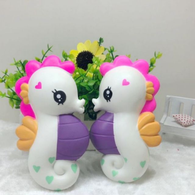 Squishy cá ngựa siêu mềm thơm