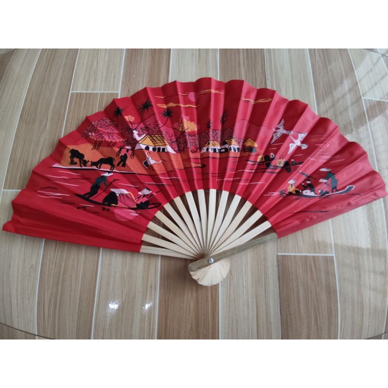 Quạt vải Huế lụa cầm tay [ Hàng loại 1 chống mọt ] vẽ phong cảnh Việt Nam và chữ thư pháp có nhiều màu
