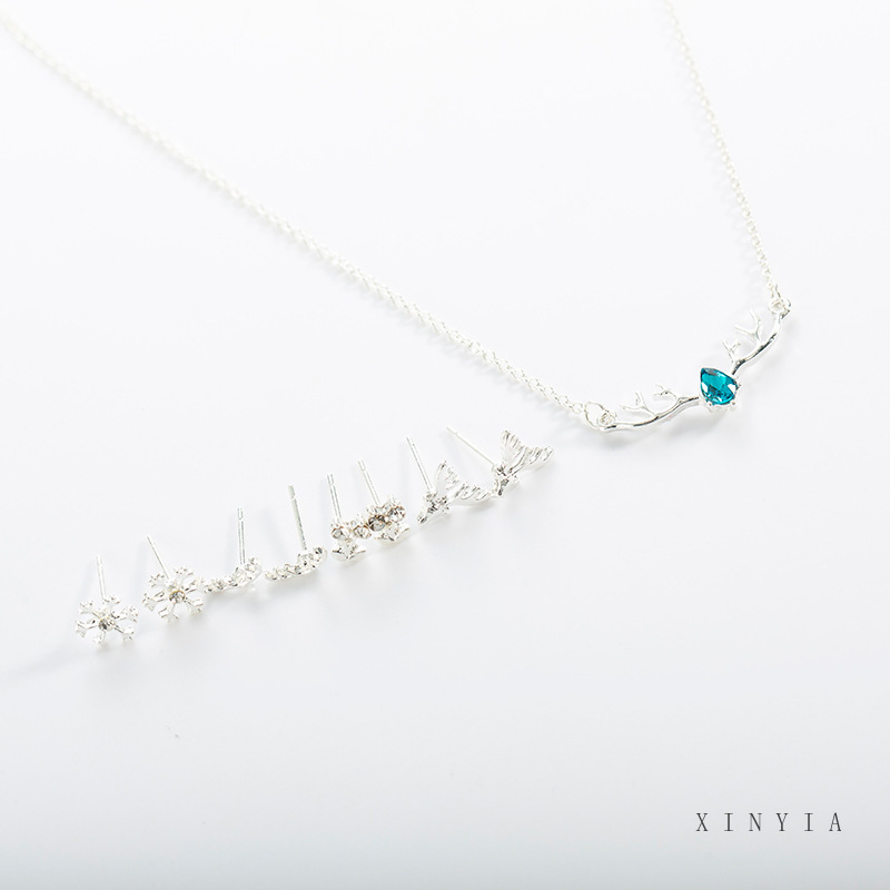 Bộ Trang Sức Gồm 4 Đôi Bông Tai Và Vòng Cổ Thời Trang Cho Nữ