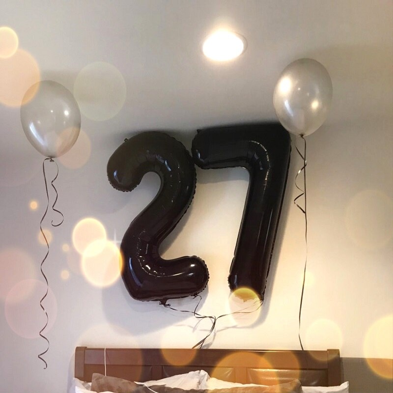 Bong bóng lá nhôm màu đen 32inch hình chữ cái và chữ số dùng để trang trí tiệc cho bé