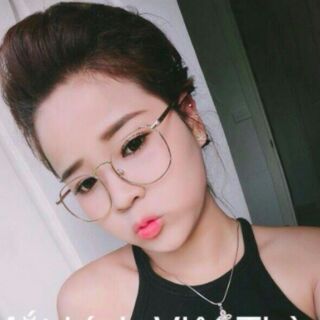 Mắt kính tròn siêu kute