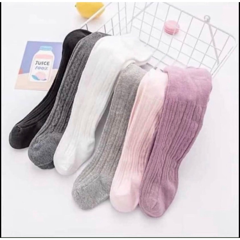 Quần tất liền bàn Quảng Châu, màu trơn vân cho bé gái 3 tháng- 6 tuổi