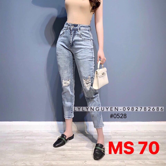 quần baggy rách gối tam giác vuông