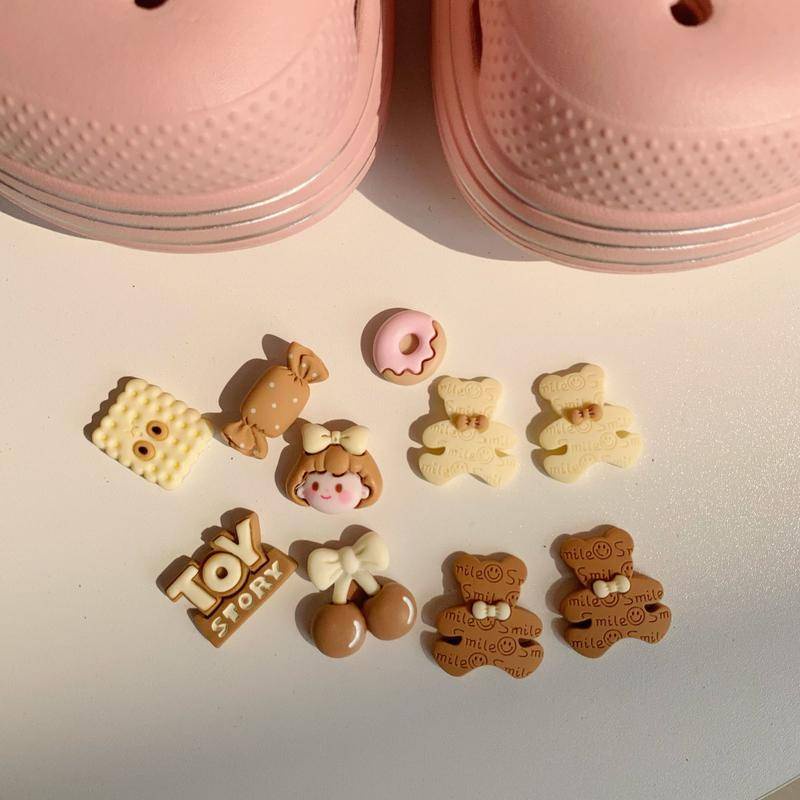 Phụ Kiện Trang Trí Giày DIY Xinh Xắn Chất Lượng Jibbitz, Sticker Gắn Trang Trí Giày Dép Crocs Hình Dễ Thương