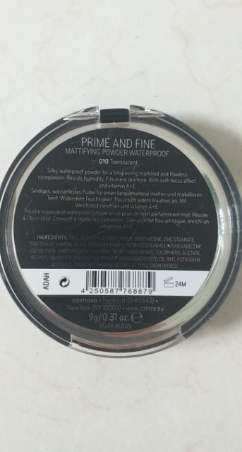 Phấn phủ dạng nén Catrice cosmetics  Prime and Fine.