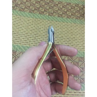 KÌM BẤM KHÓE MÓNG CHÂN