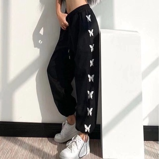 Quần thể thao cá tính