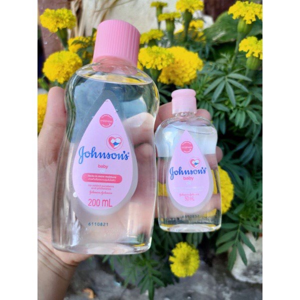 Dầu massage johnson baby chăm sóc và dưỡng ẩm an toàn cho làn da bé 200ML