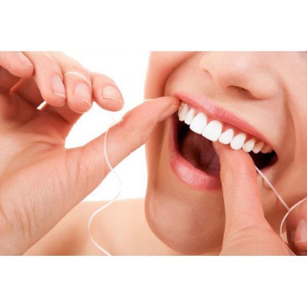 ORAL B CHỈ NHA KHOA Essential Mint 50m