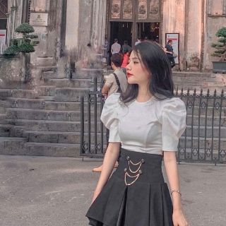 Áo sơ mi trắng tay bồng