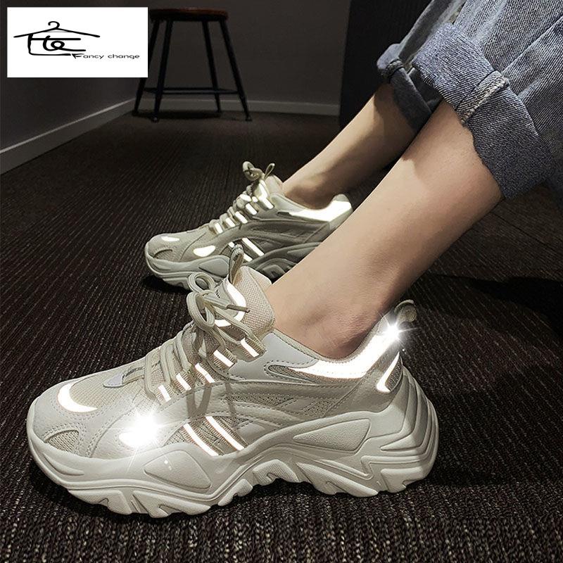 Giày Thể Thao Đế Mềm Dày Tăng Chiều Cao Màu Dạ Quang Thời Trang Xuân Hè Cho Nữ