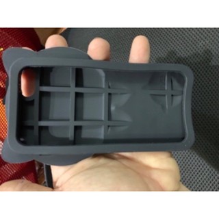 Ốp lưng iphone 5, 5SE mèo đen