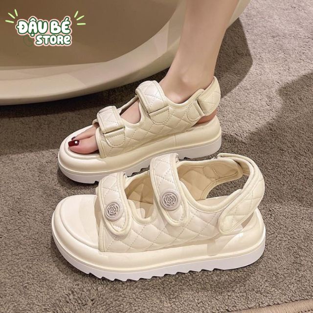 Dép Sandal Nữ Xăng Đan Đế Xuồng Quai Ngang Hoạ Tiết Trần Trám Đế Cao 4cm Có Quai Dán Điều Chỉnh Kiểu Dáng Hàn Quốc - D11